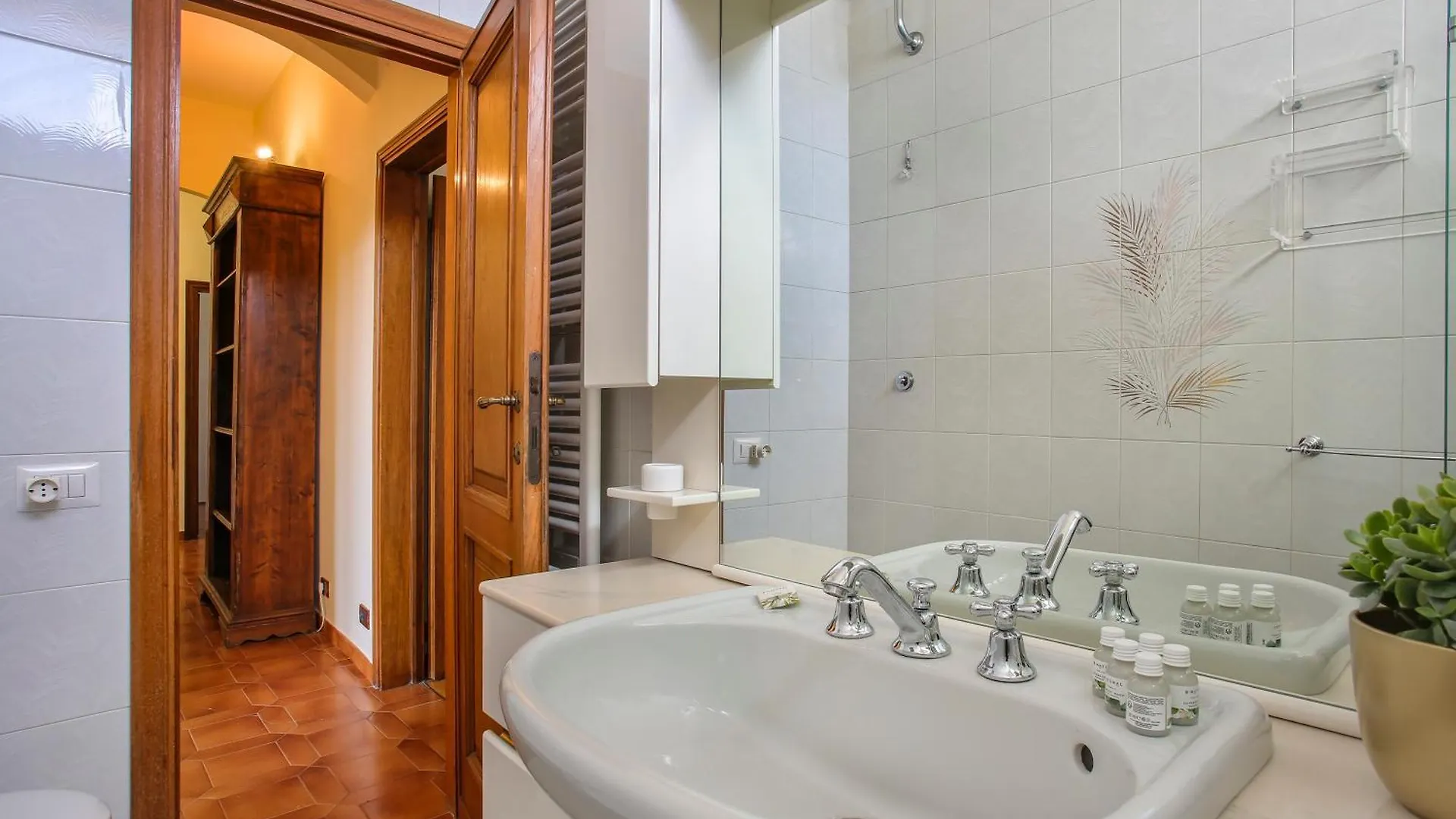 Oltrarno Tasso Apartment In Florence Italy