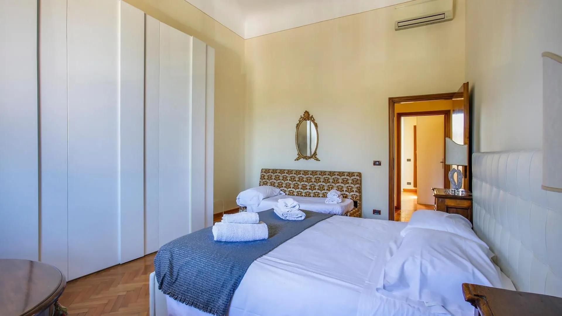 Oltrarno Tasso Apartment In Florence Italy