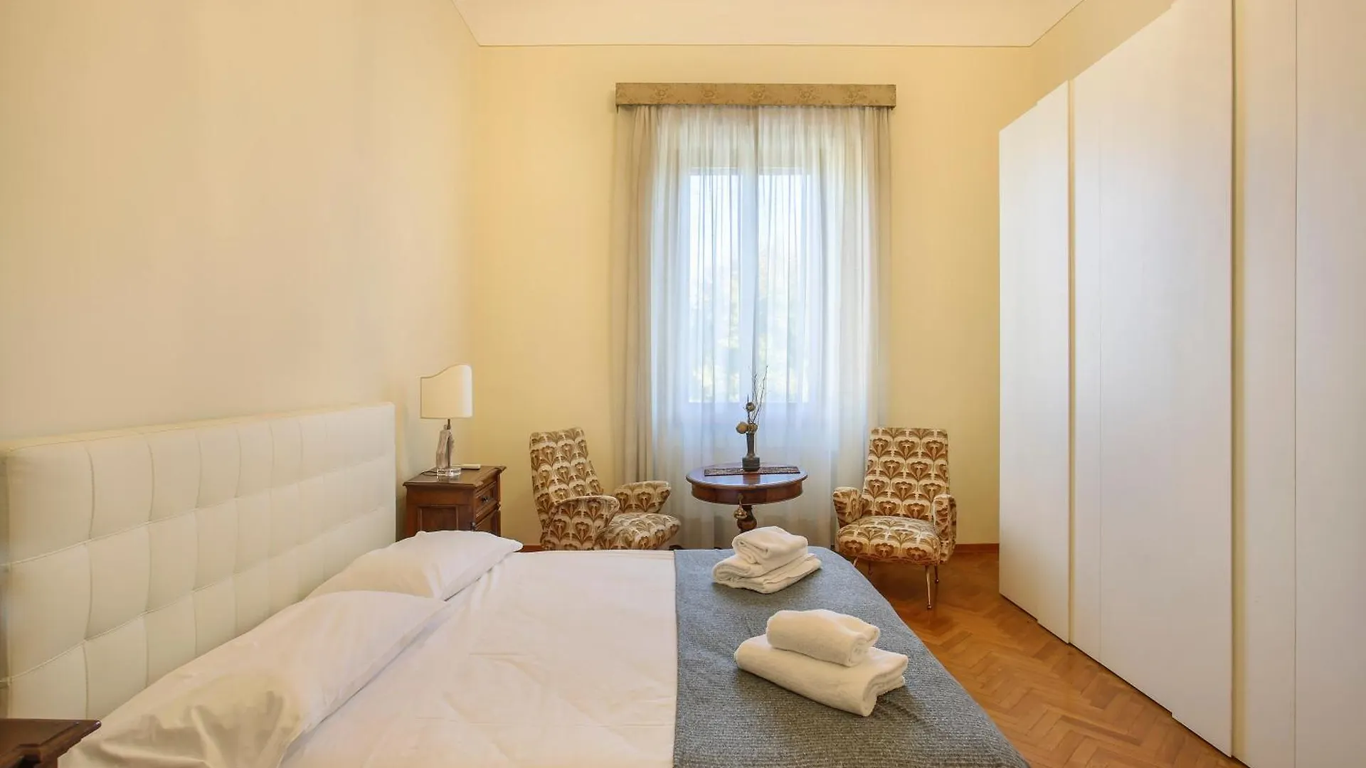 Oltrarno Tasso Apartment In Florence