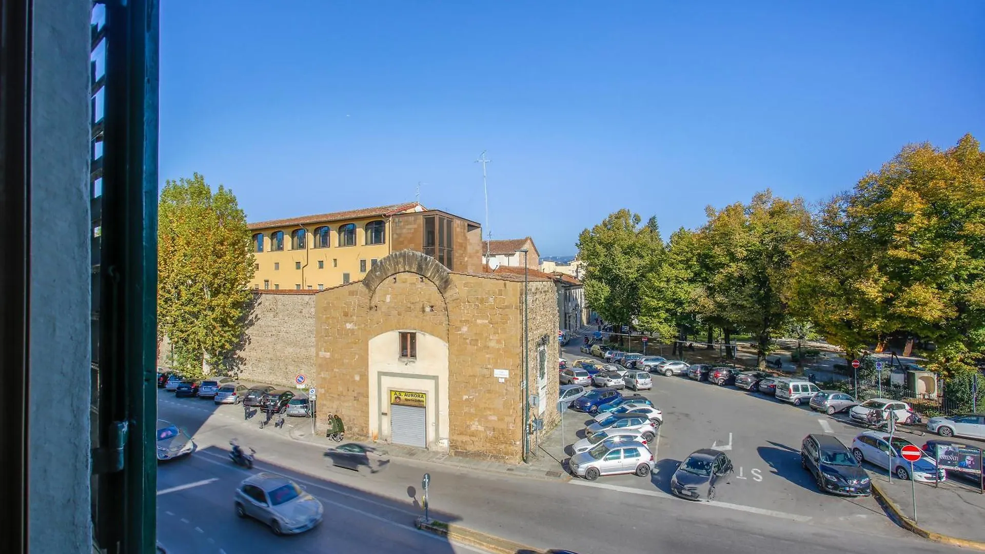 Oltrarno Tasso Apartment In Florence
